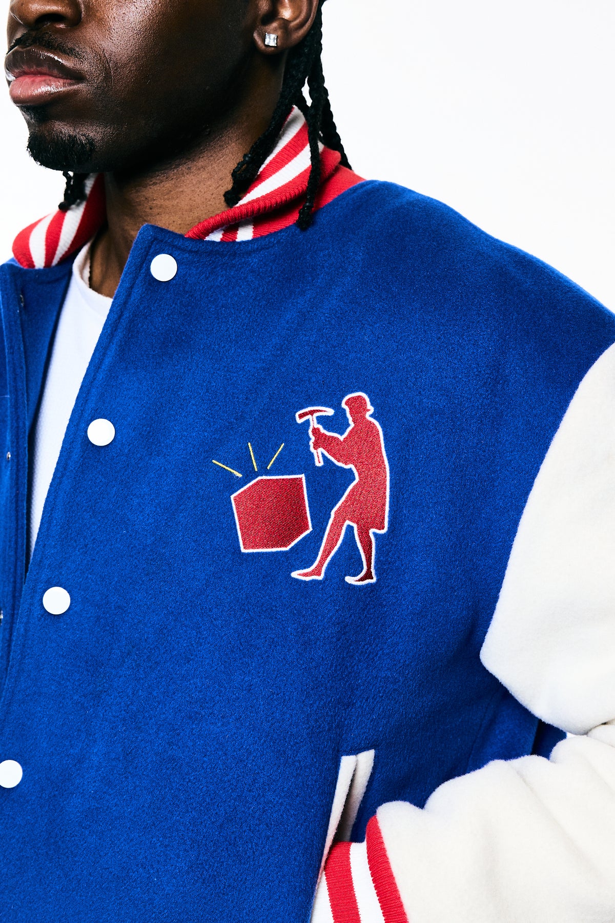 VARSITY NEW FRONTIER